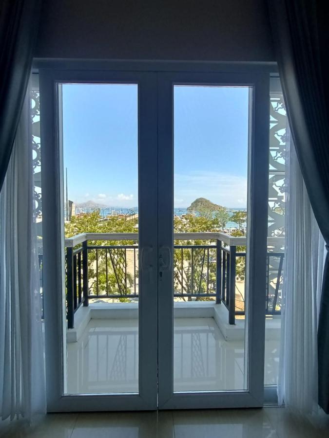 Dejavu 2.0 Hotel Bajo Komodo 纳闽巴霍 外观 照片