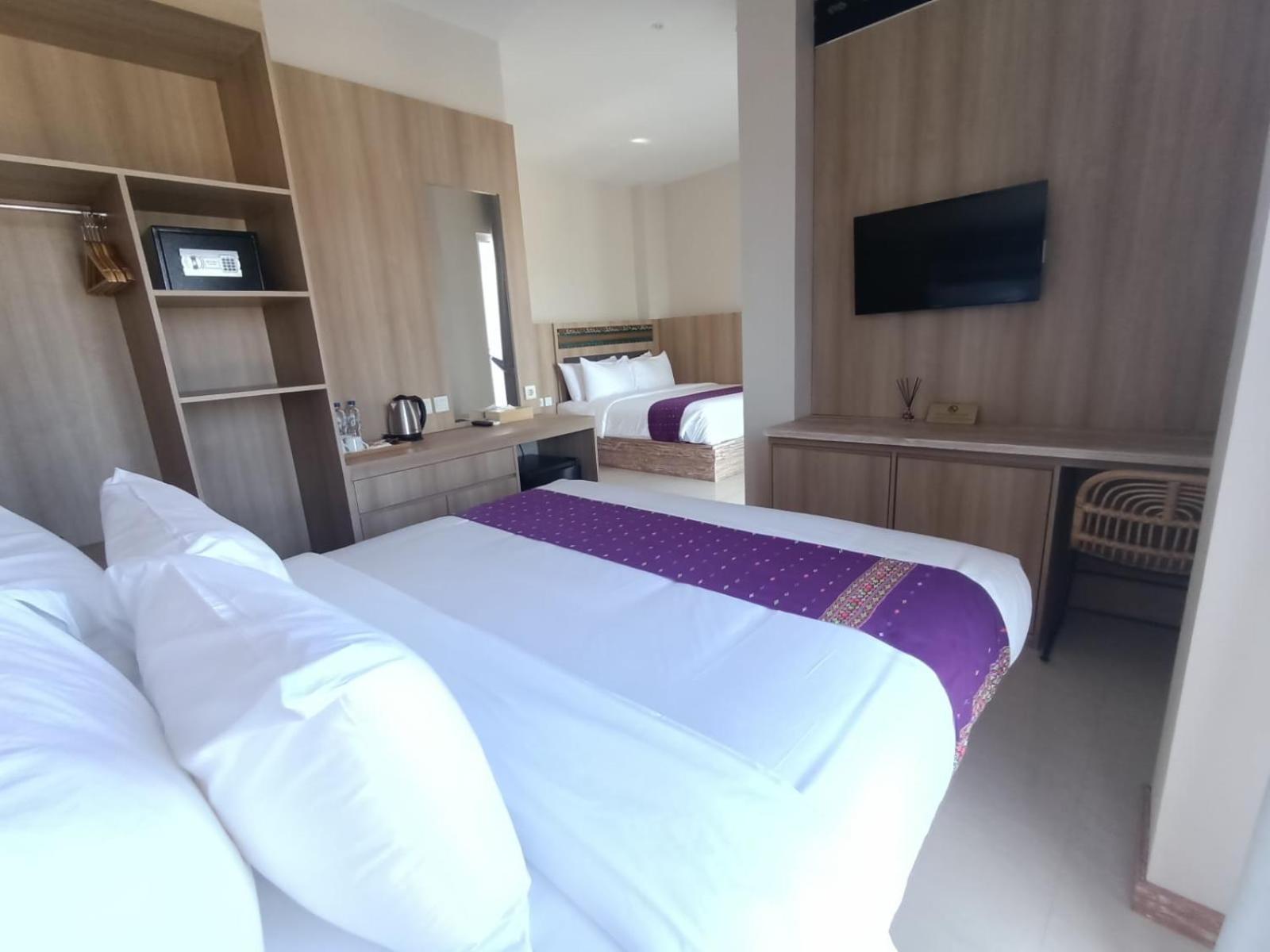 Dejavu 2.0 Hotel Bajo Komodo 纳闽巴霍 外观 照片