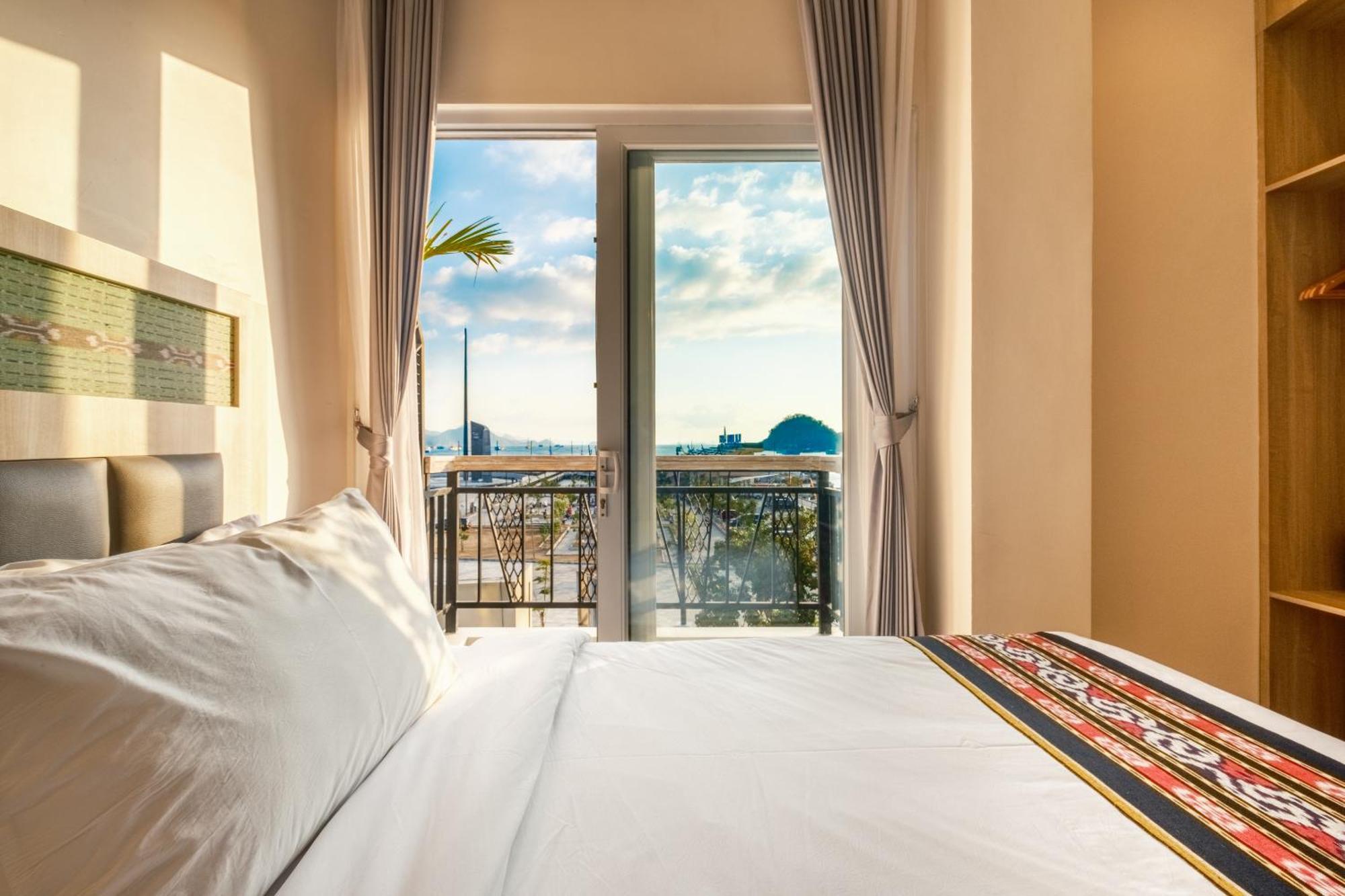 Dejavu 2.0 Hotel Bajo Komodo 纳闽巴霍 外观 照片
